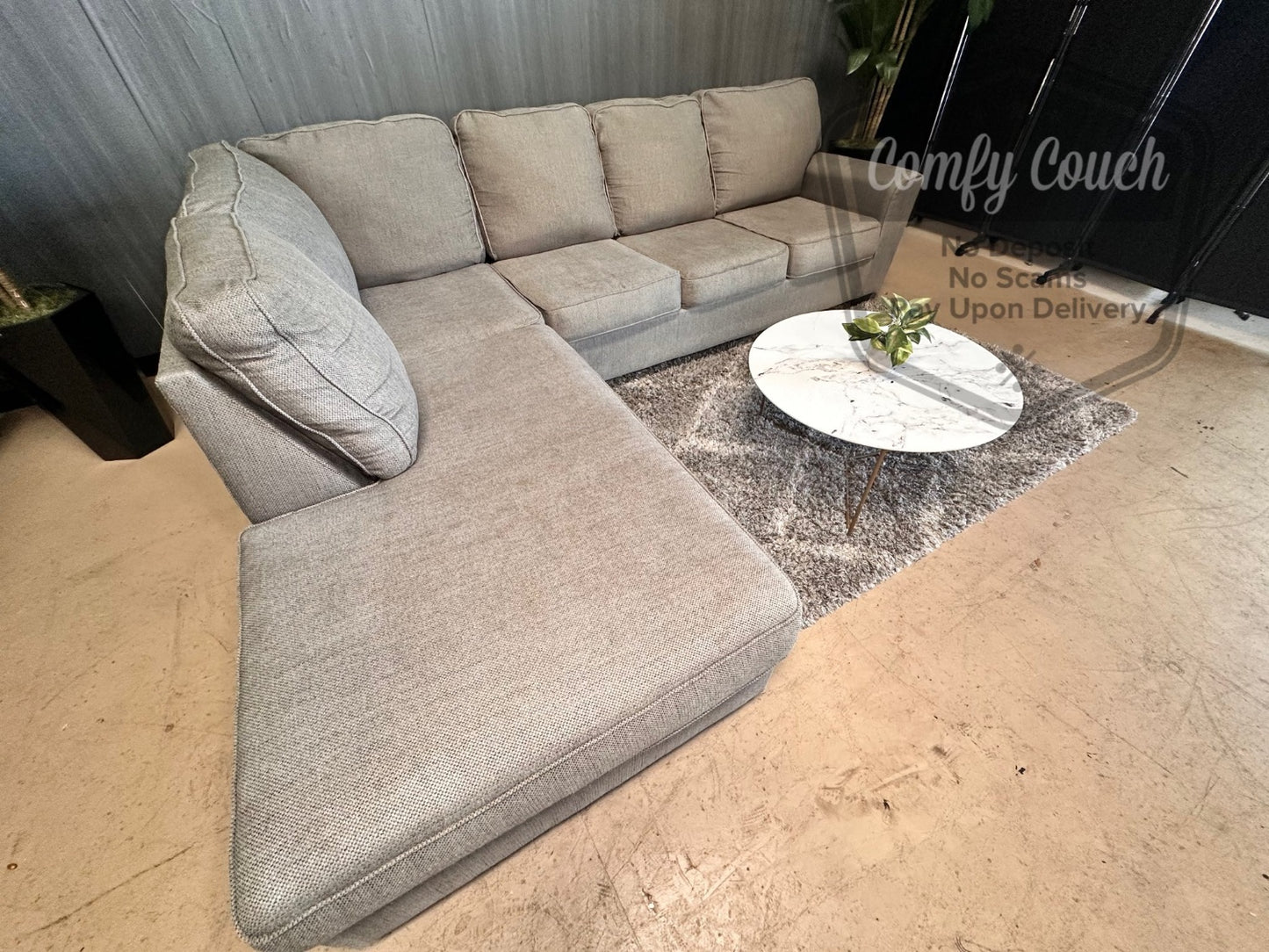 🛋️Gray Sectional Sofa (Delivery Available!! )