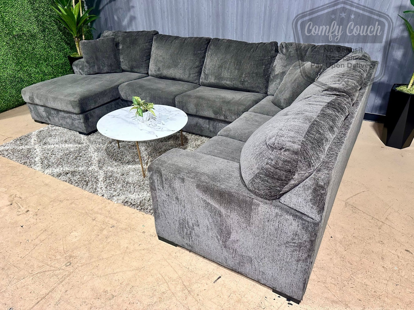 🛋️Charcoal Ushaped Sectional Sofa (Delivery Available!! )