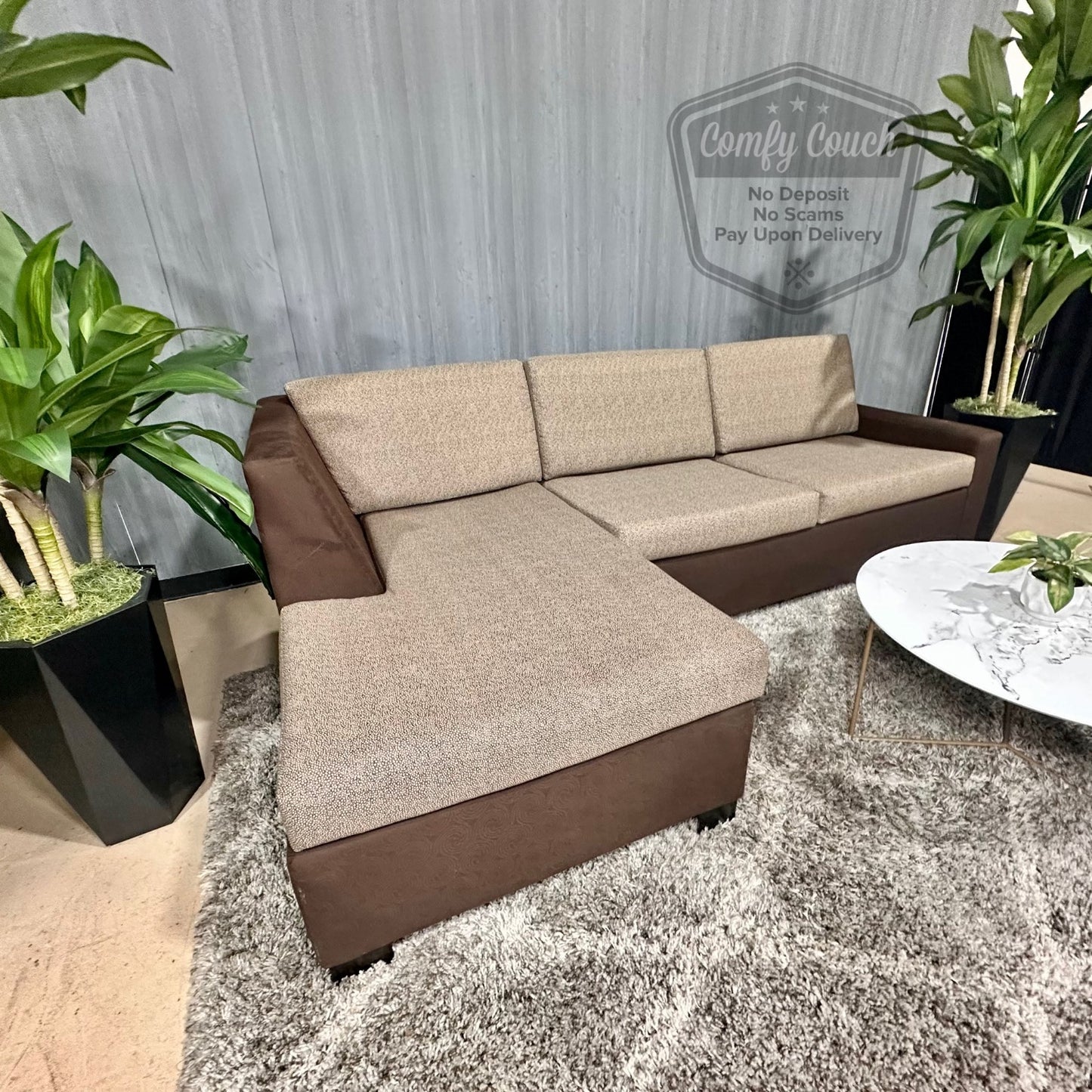 🛋️Like New Brown Sectional w/ Pullout (Delivery Available!! )