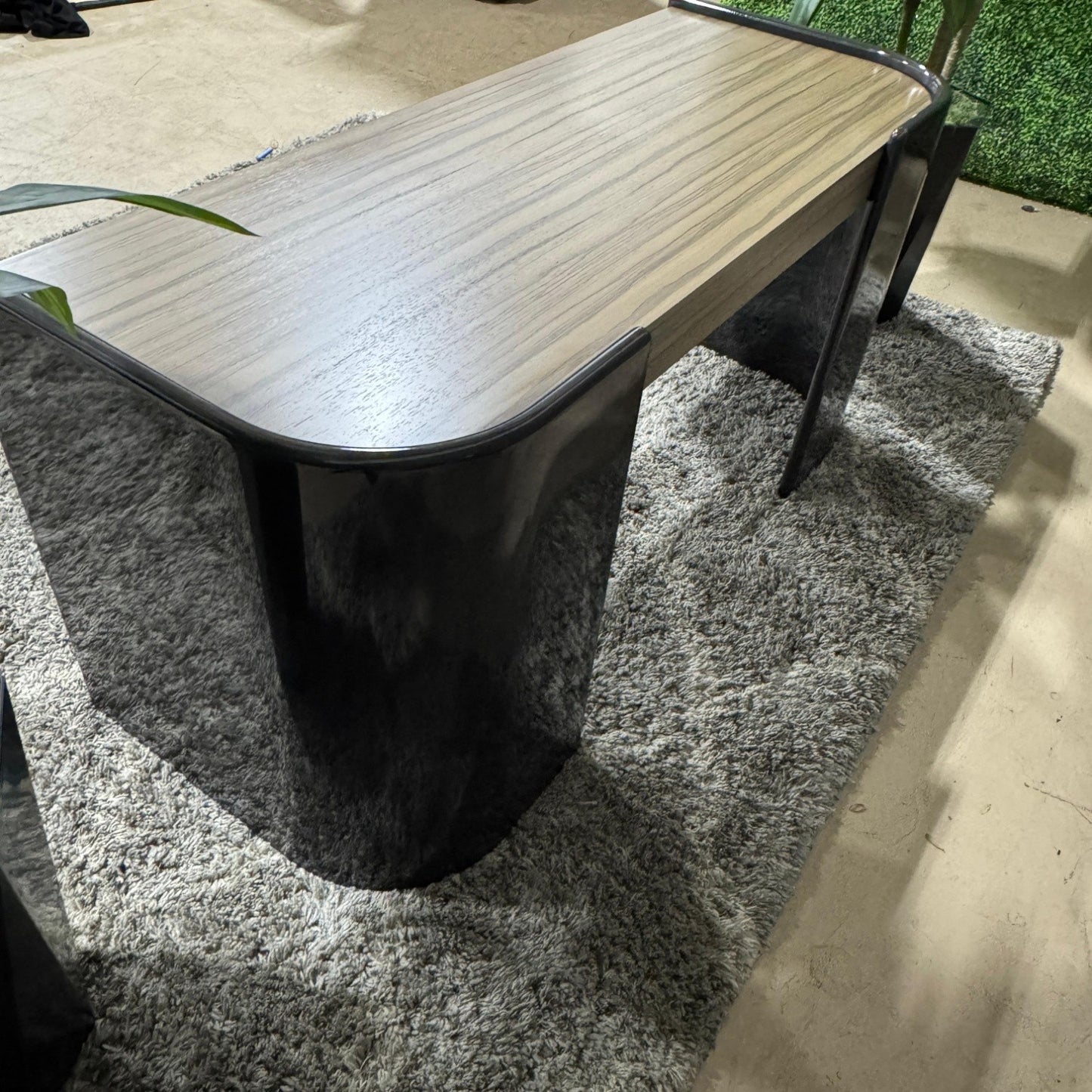 ๐ Arterior Homes Parnell Office Desk (Delivery Available!! )