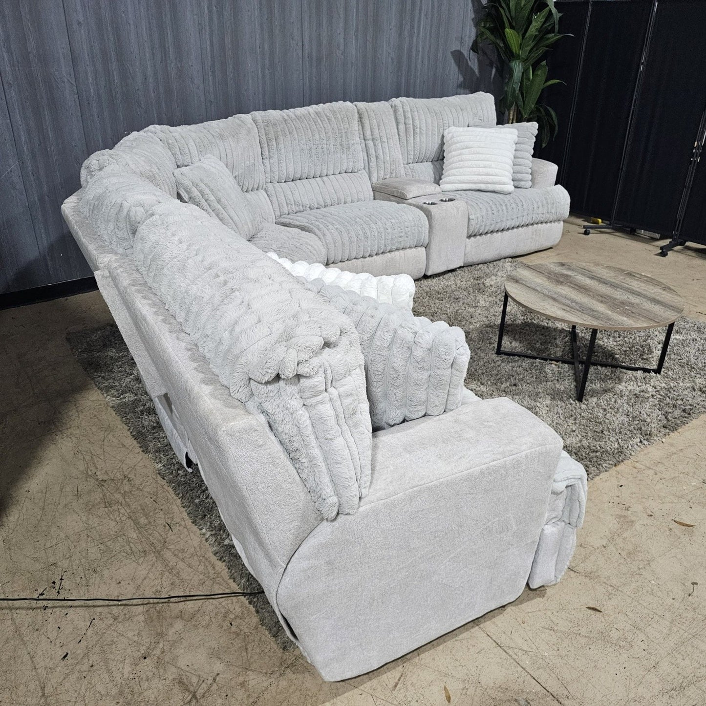 ๐๏ธ Fluffy Corduroy Reclining Sectional Sofa (Delivery Available!! )