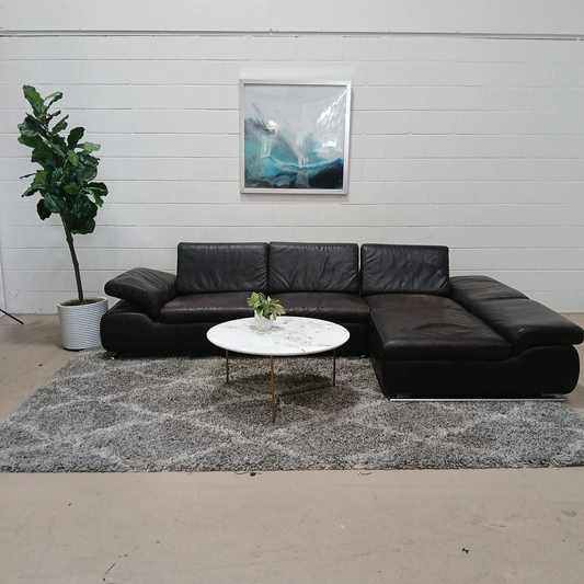 🛋️Genuine Leather Sectional(Delivery Available!! )