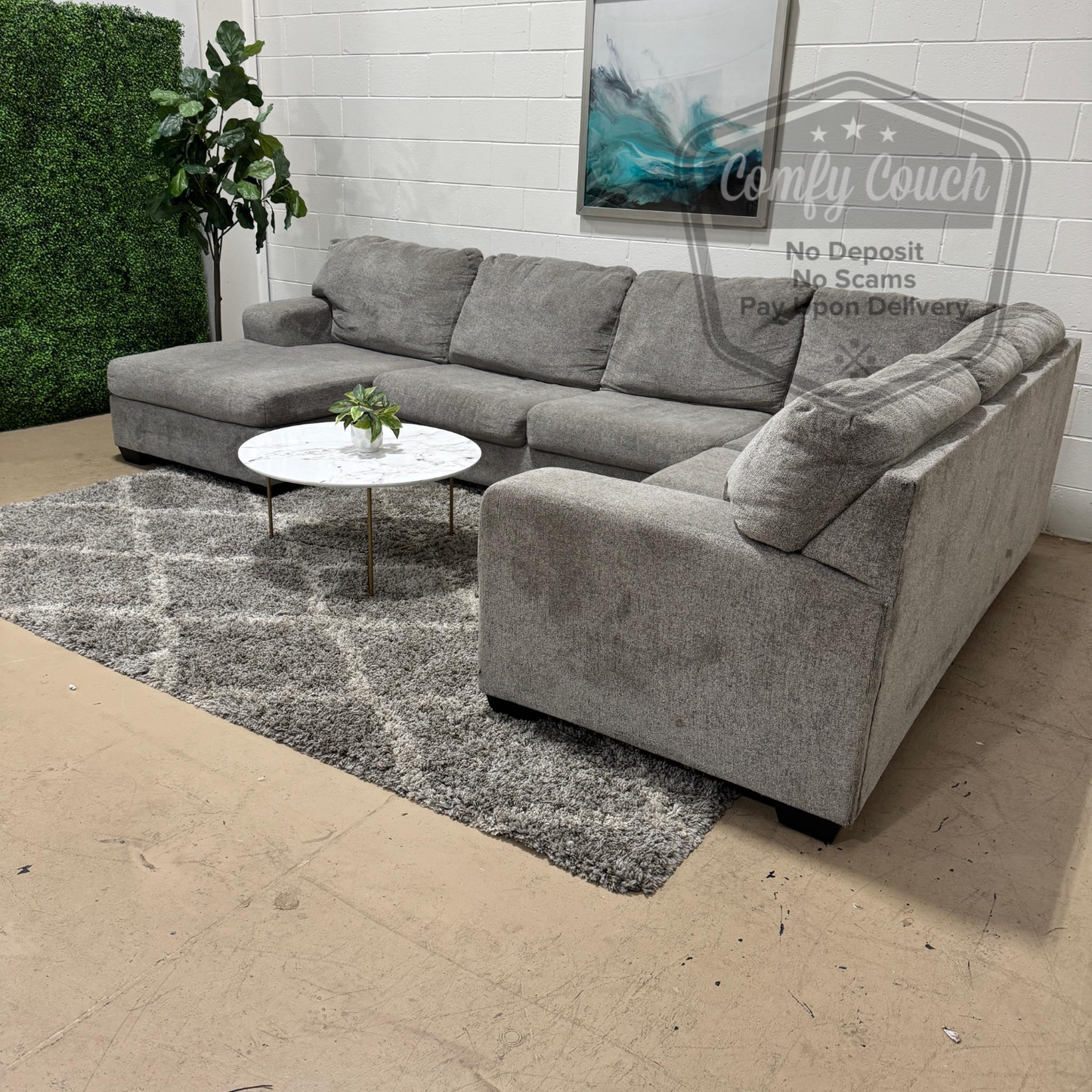 🛋️gray Ushaped Sectional- Ashleys (Delivery Available!! )