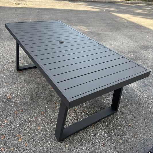 💎 Castelry Rio Outdoor Dining Table (Delivery Available!! )