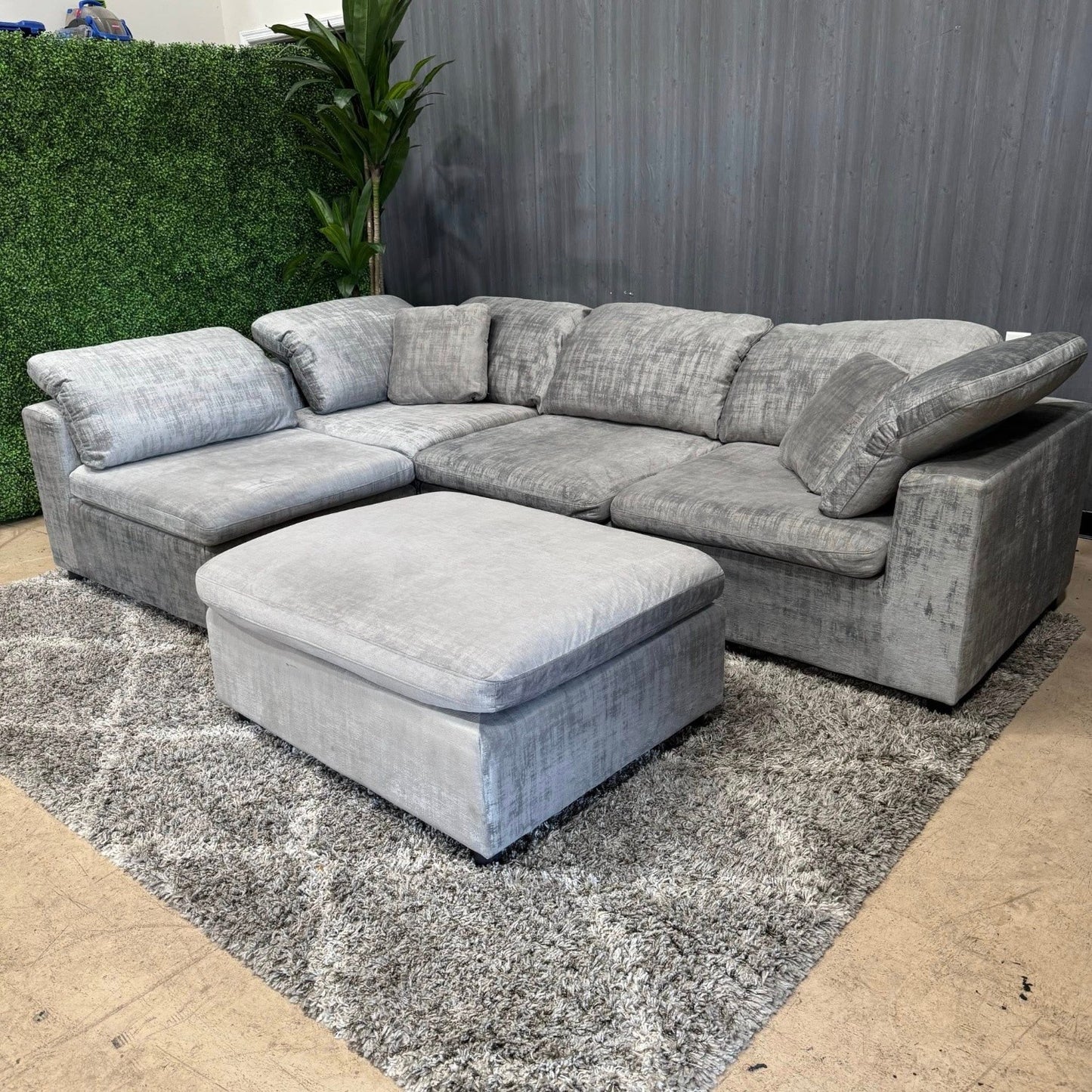 🛋️ Gray Microsuede Modular Sectional & Ottoman