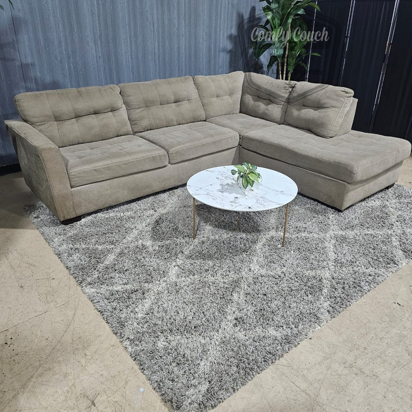 🛋️ Comfy Beige Sectional Sofa (Delivery Available!! )
