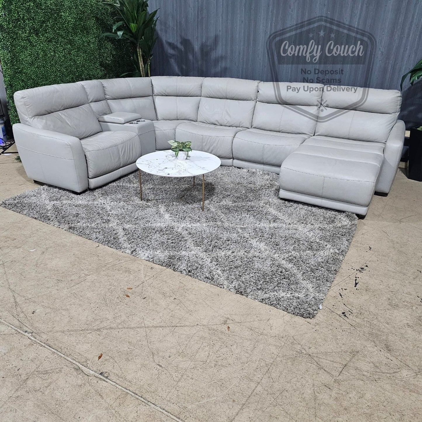 🛋️ Cindy Crawford Ushaped Leather Sectional Sofa