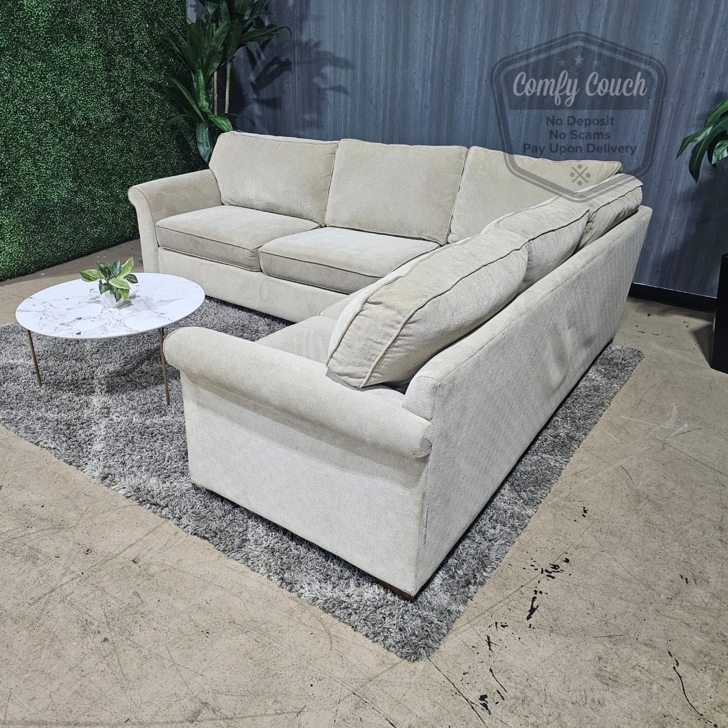 🛋️ Haverty’s Sectional Sofa (Delivery Available!! )