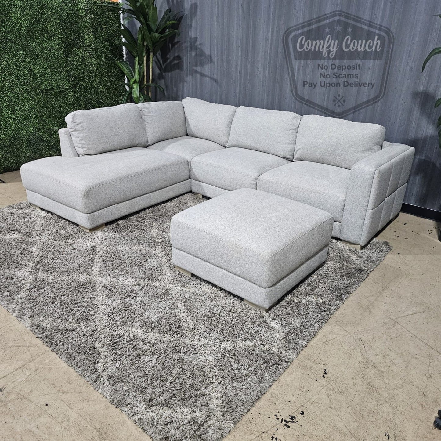 🛋️ Comfy Light Gray Sectional Sofa w/ottoman (Delivery Available!! )