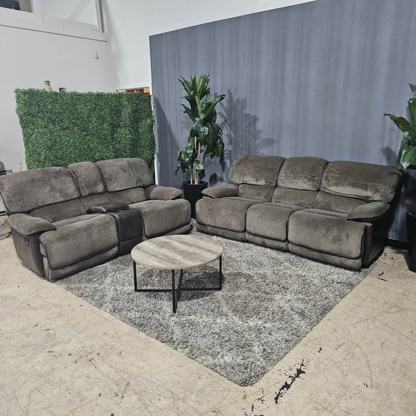 🛋️ Reclining Sofa & Loveseat Set (Delivery Available!! )