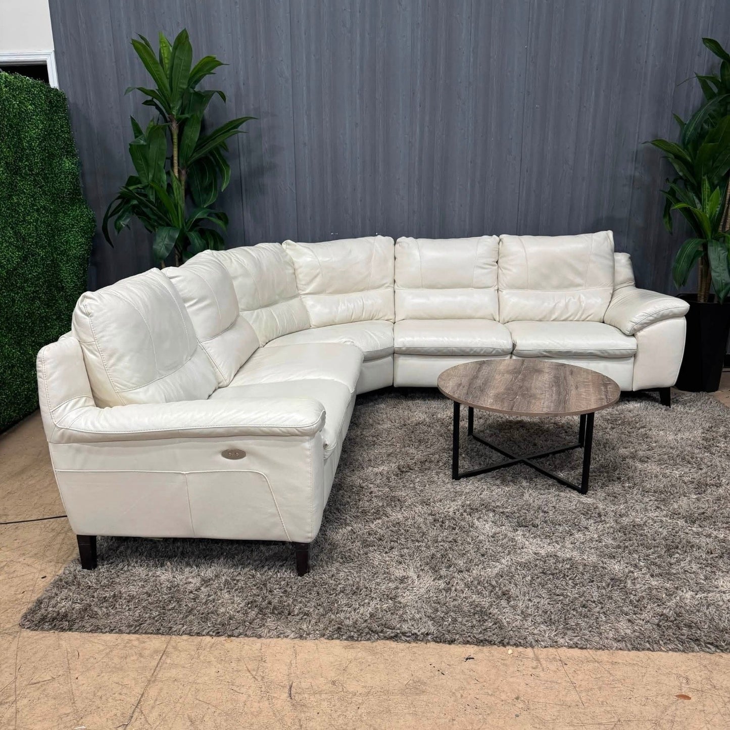 💎 Natuzzi Leather Reclining Sectional Sofa (Delivery Available!! )