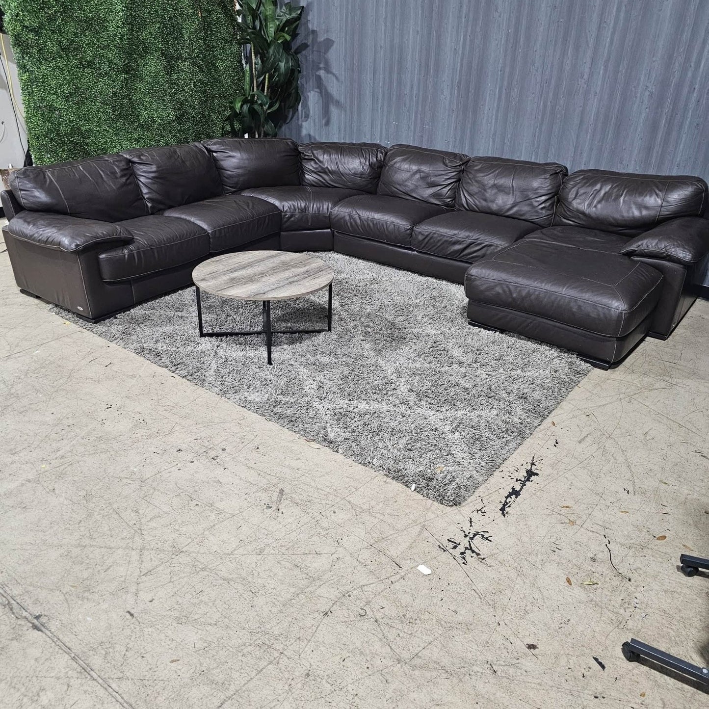 Italsofa by Natuzzi Ushaped Sectional Sofa (Delivery Available!! )