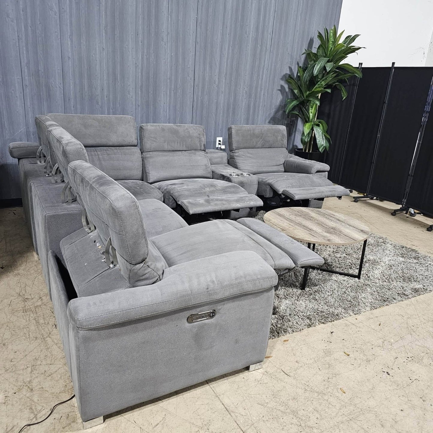 Gray Reclining Sectional Sofa (Delivery Available!! )