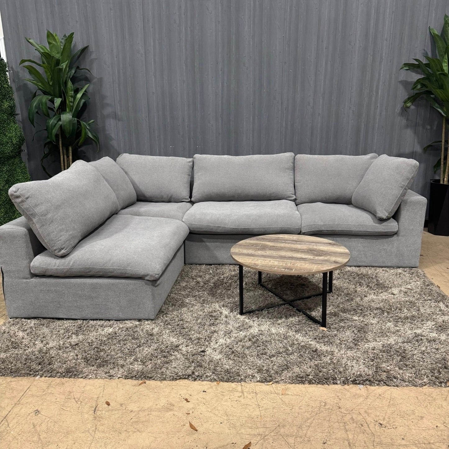 🛋️ Soft Gray Modular Sectional Sofa (Delivery Available!! )