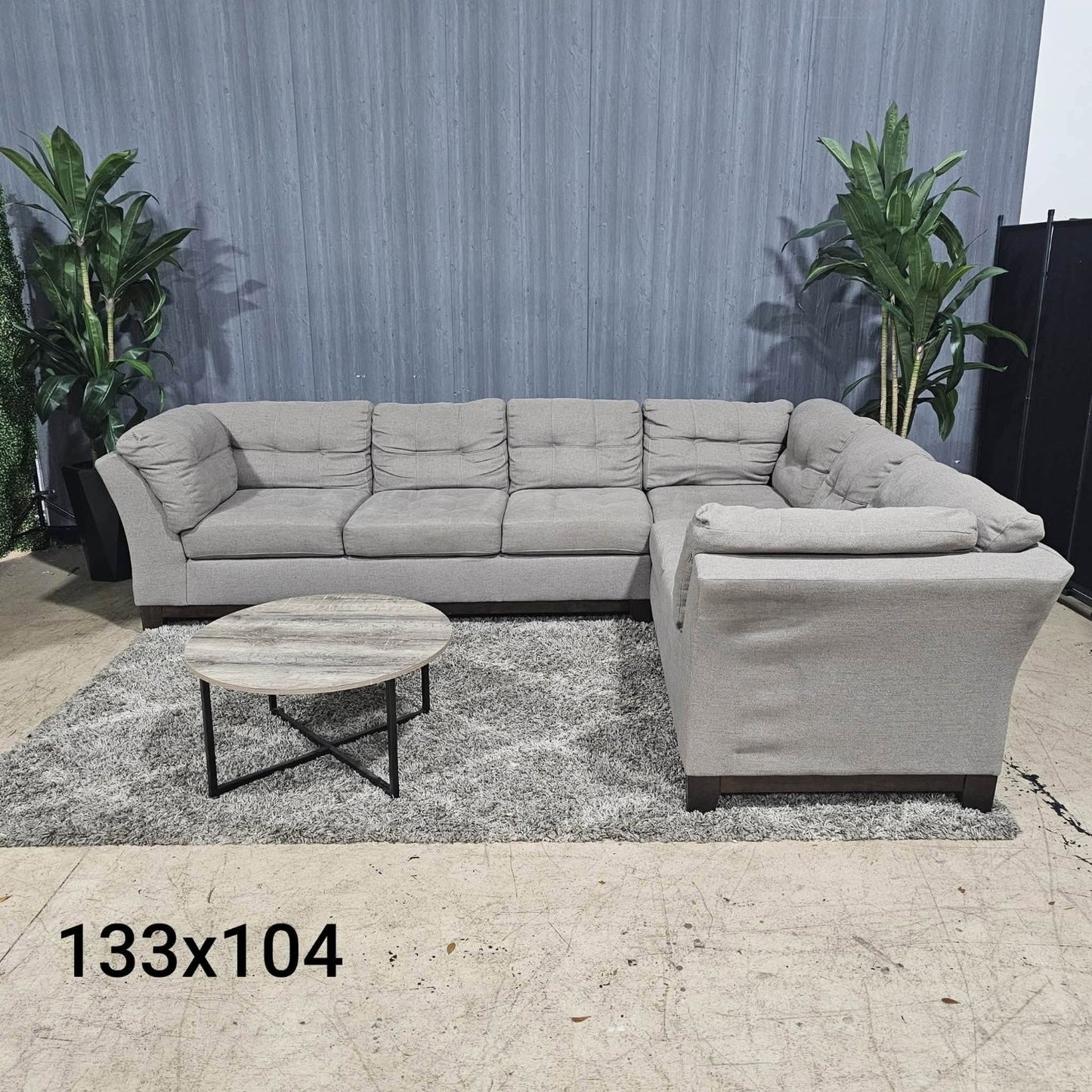 🛋️ Gray Sectional Sofa (Delivery Available!! )
