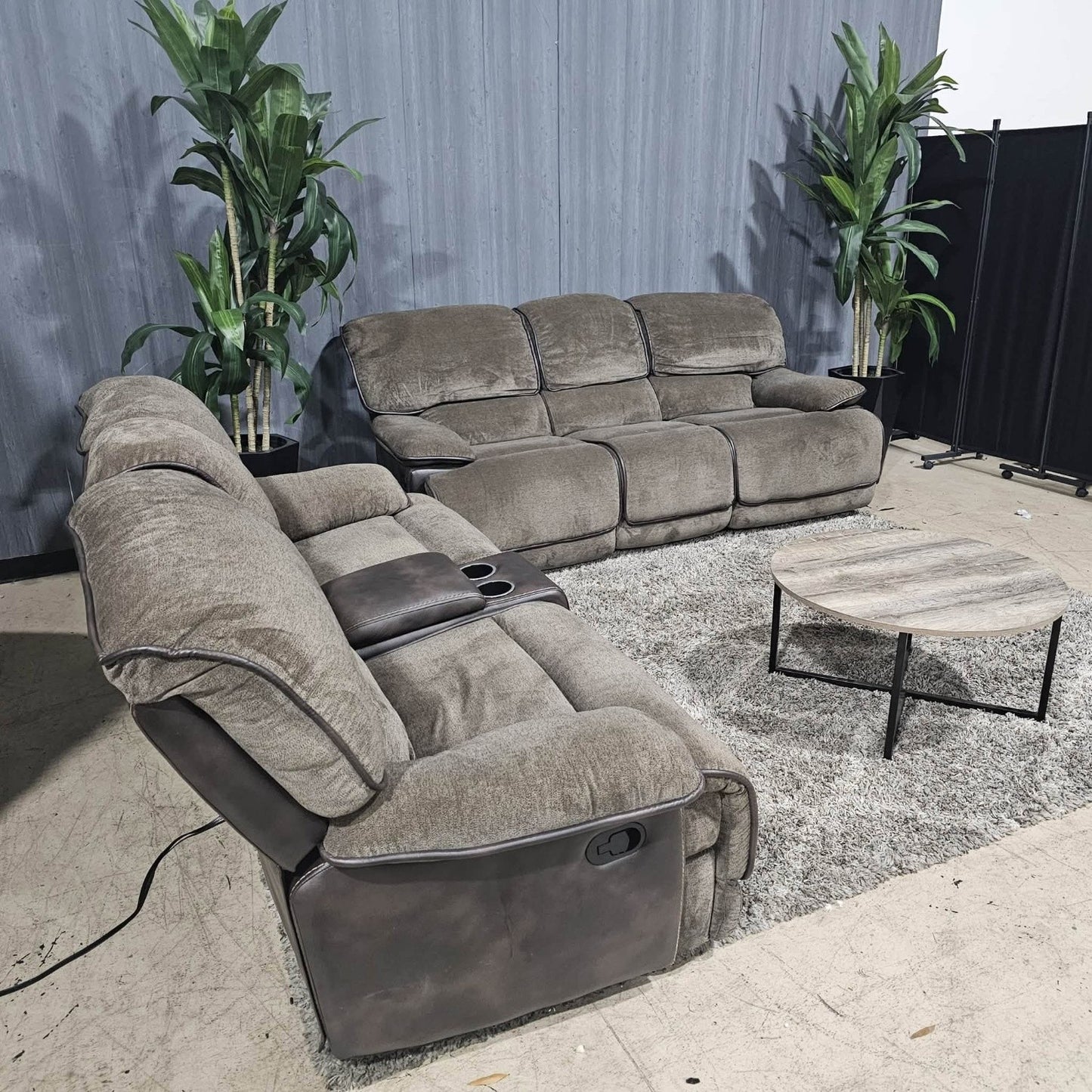 🛋️ Reclining Sofa & Loveseat Set (Delivery Available!! )