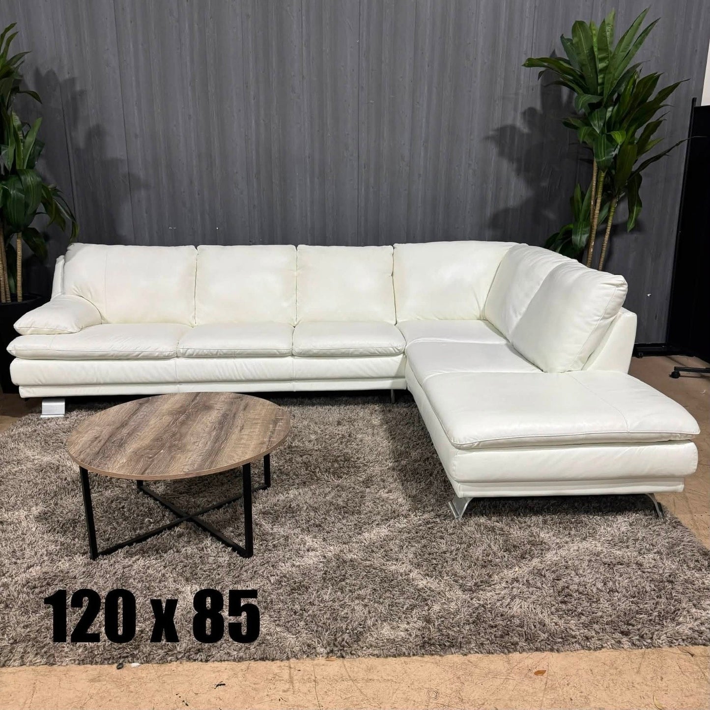 💎 White Natuzzi Leather Sectional Sofa (Delivery Available!! )