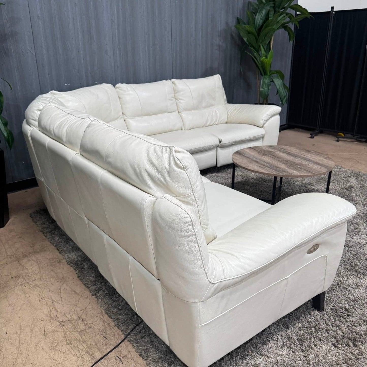 💎 Natuzzi Leather Reclining Sectional Sofa (Delivery Available!! )