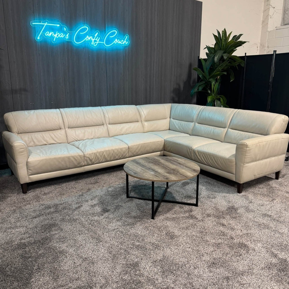 Cream Natuzzi Sectional Sofa (Delivery Available!! )