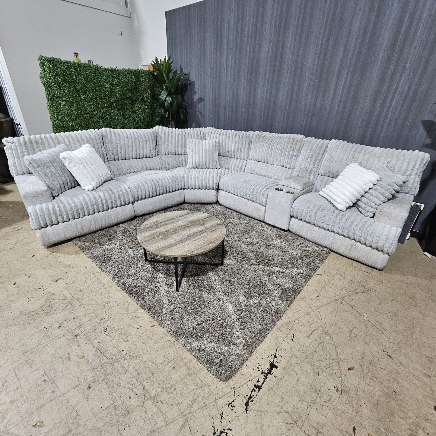 🛋️ Fluffy Corduroy Reclining Sectional Sofa (Delivery Available!! )