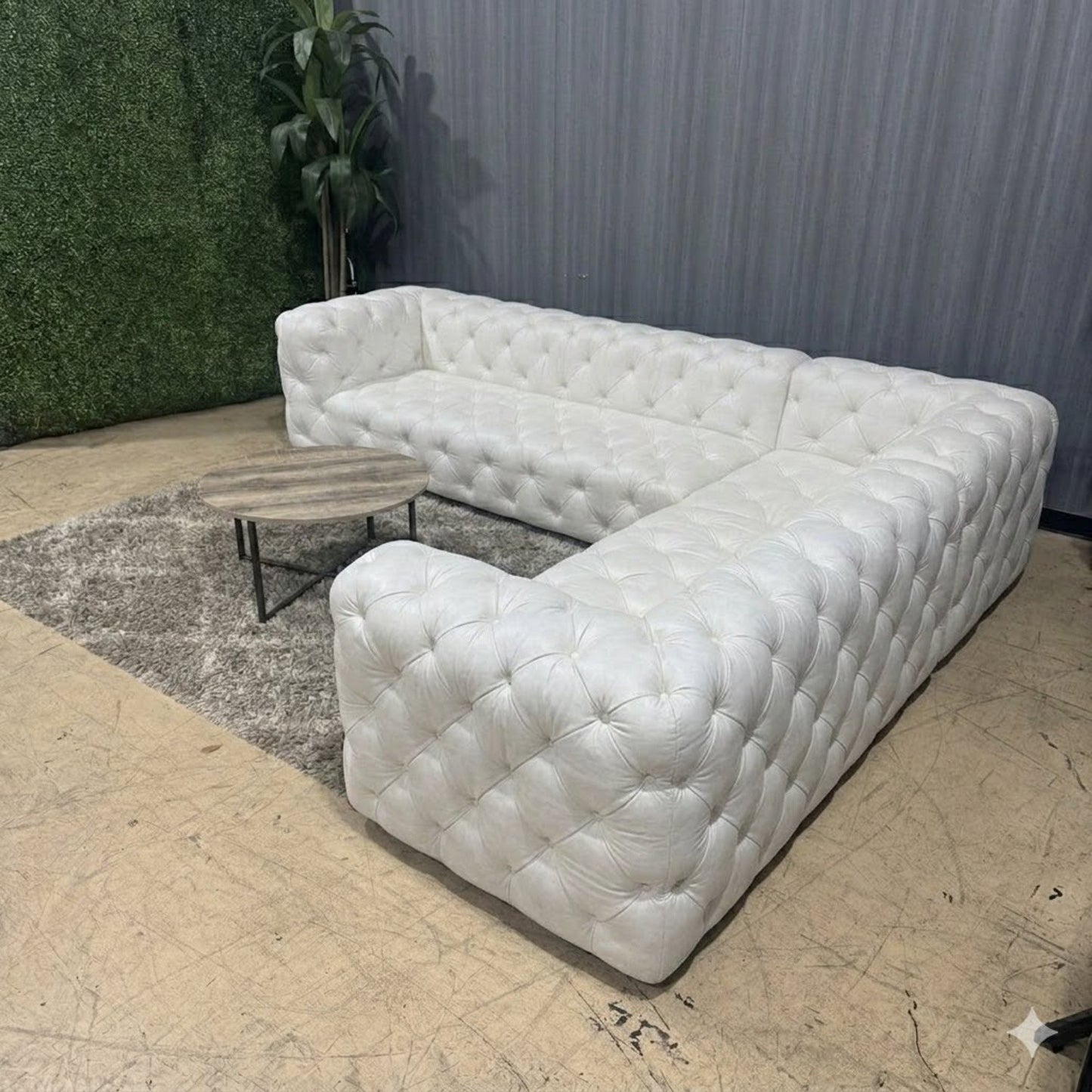 🛋️RH- Restoration Hardware Soho Tufted Sectional Sofa (Delivery Available!! )
