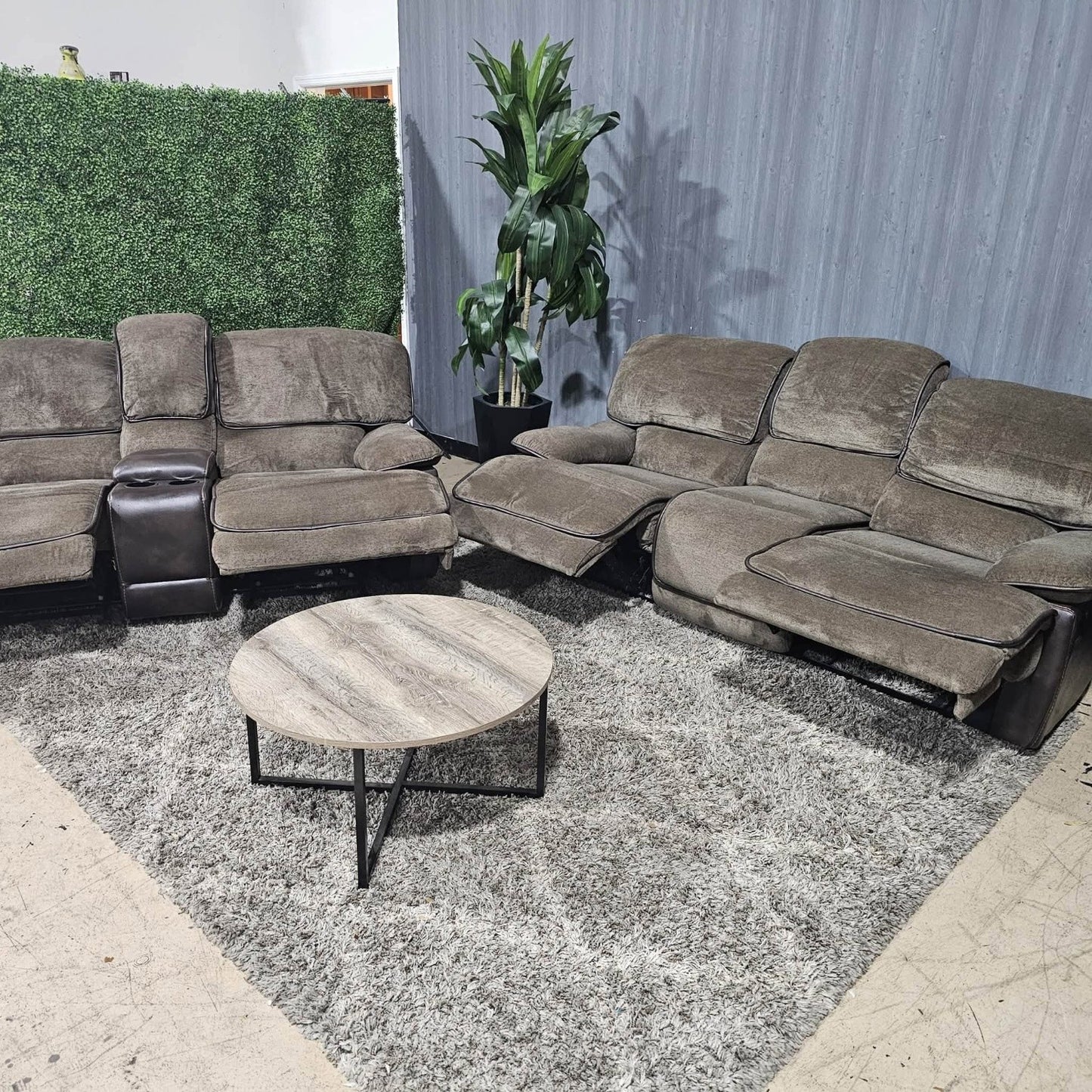🛋️ Reclining Sofa & Loveseat Set (Delivery Available!! )