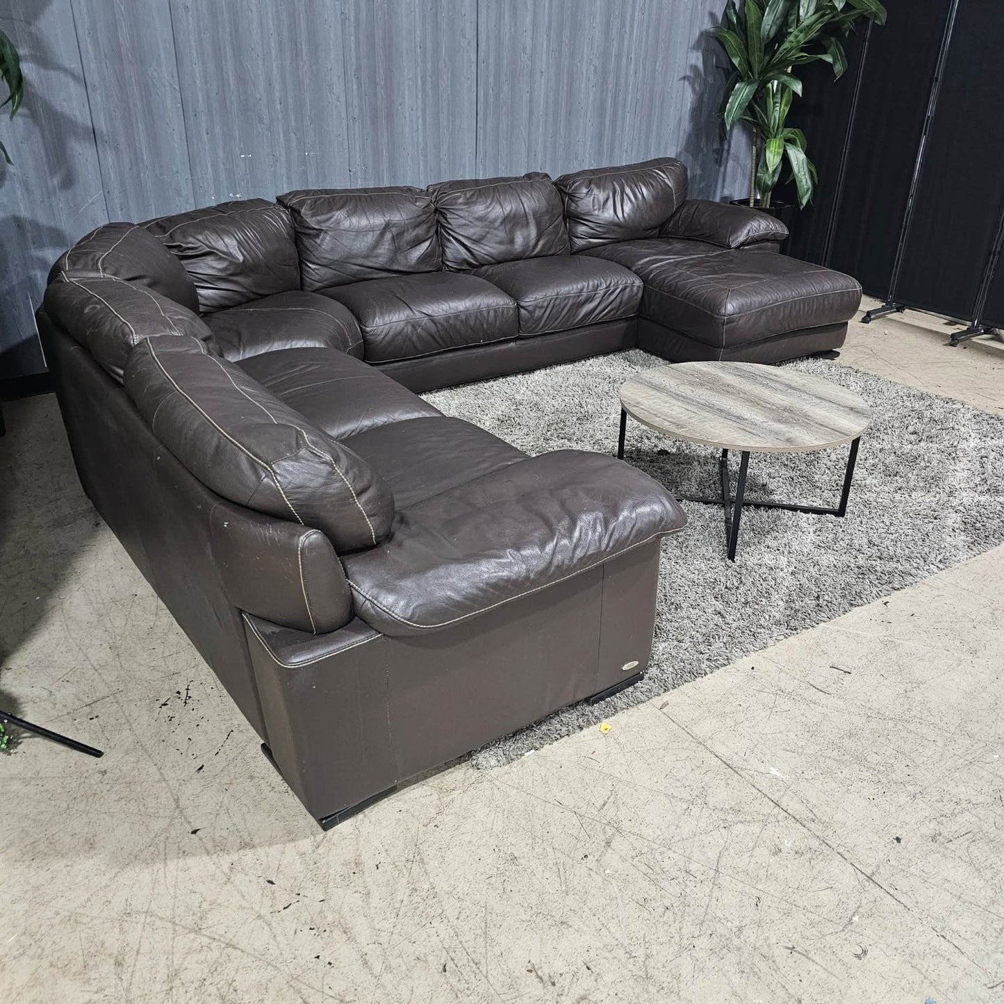 Italsofa by Natuzzi Ushaped Sectional Sofa (Delivery Available!! )