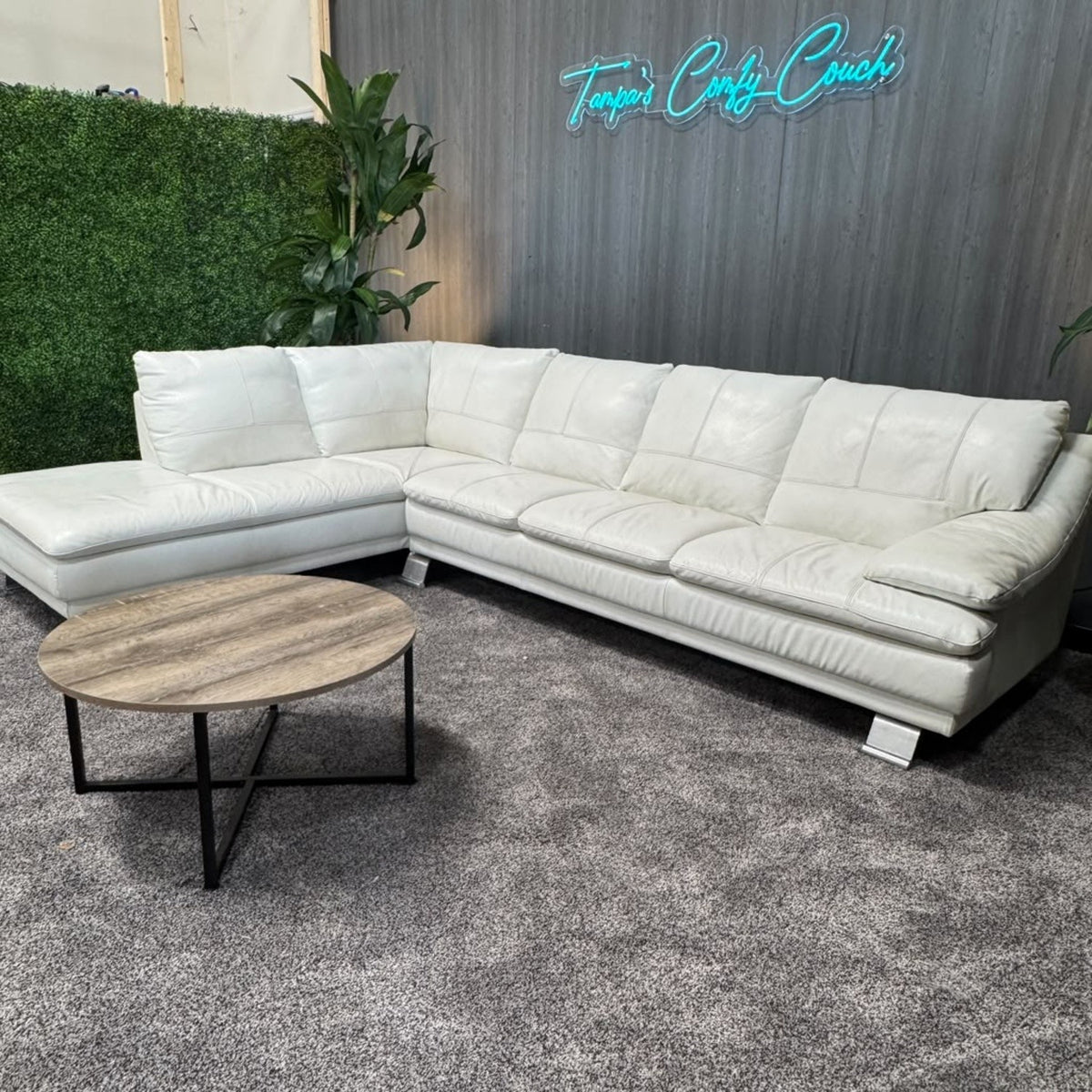 💎 White Italian Leather Sectional Sofa (Delivery Available!! )
