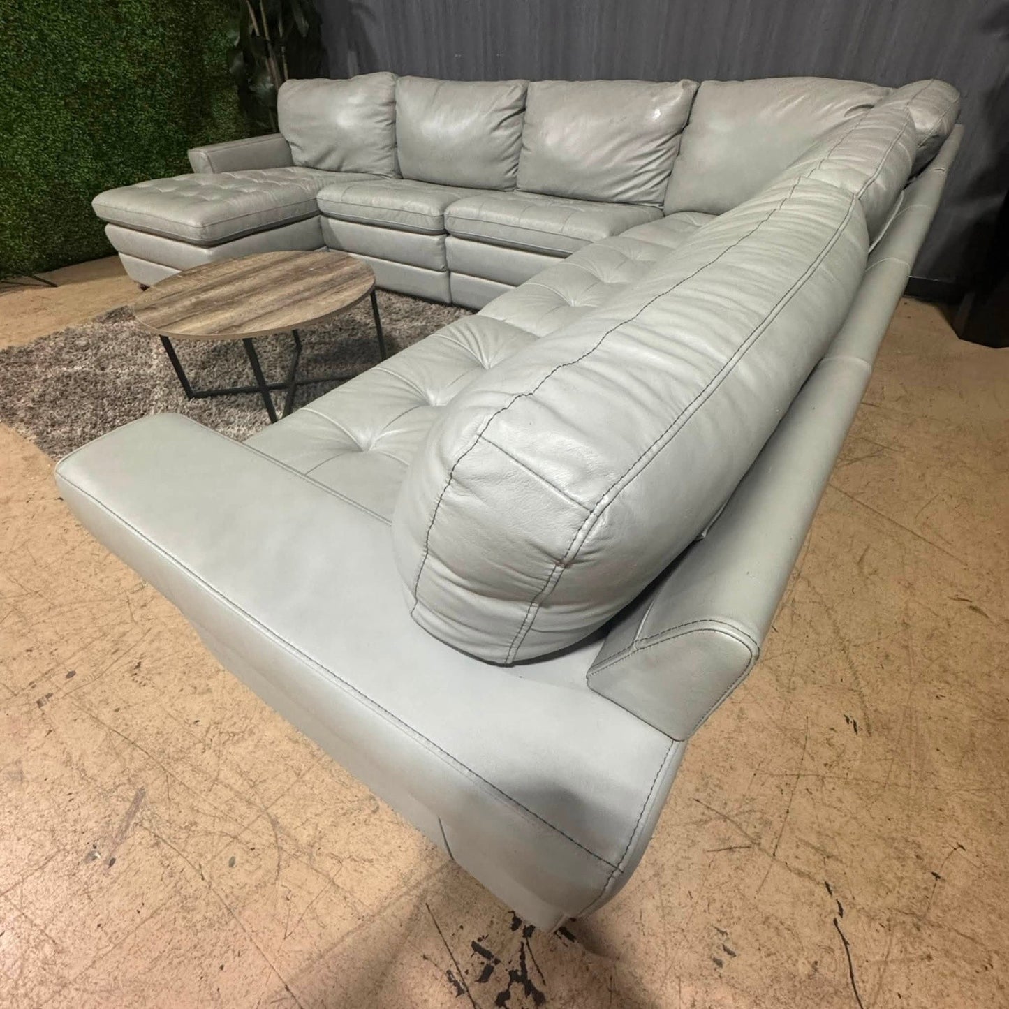 🛋️ Gray Havertys Leather Ushaped Sectional Sofa (Delivery Available!! )