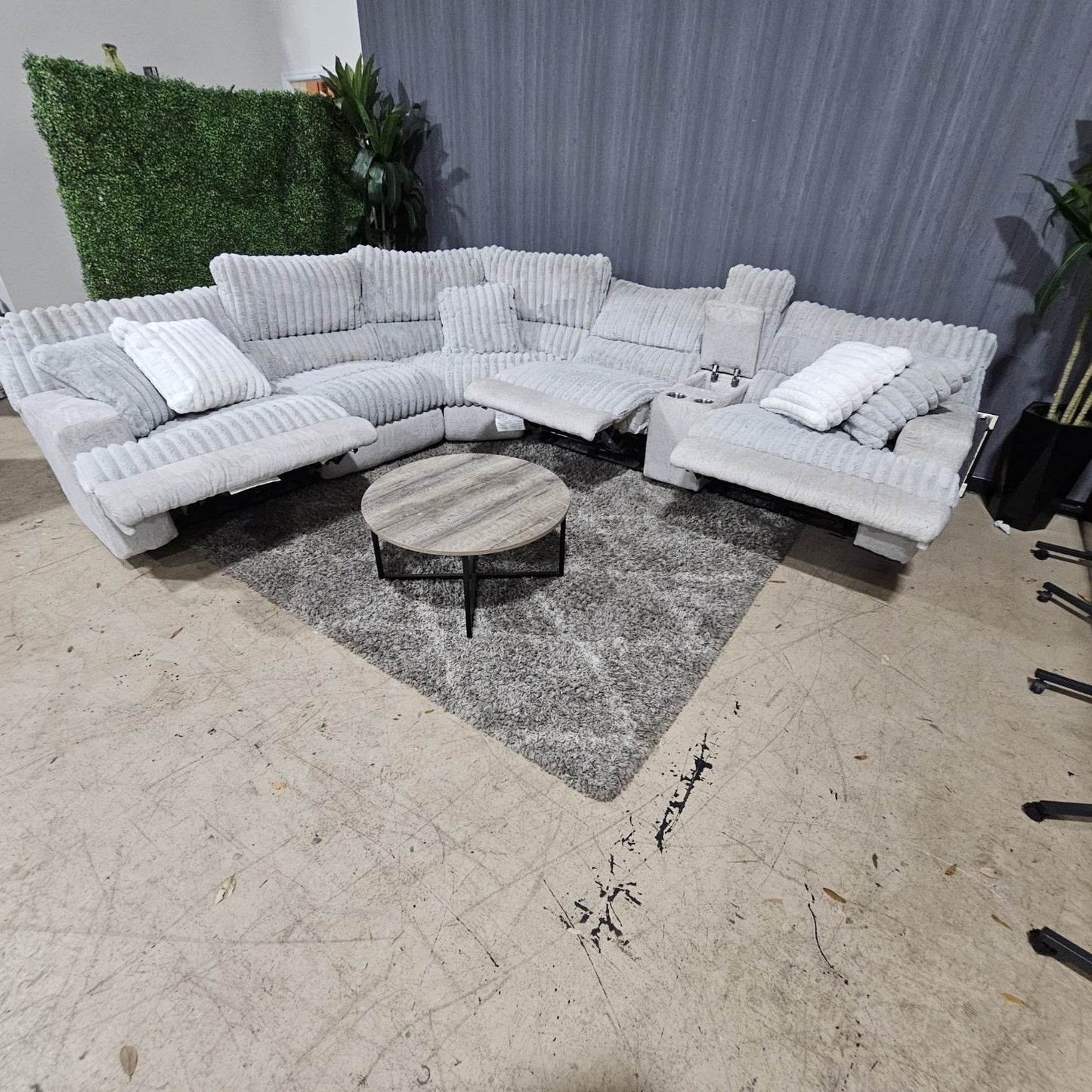 🛋️ Fluffy Corduroy Reclining Sectional Sofa (Delivery Available!! )